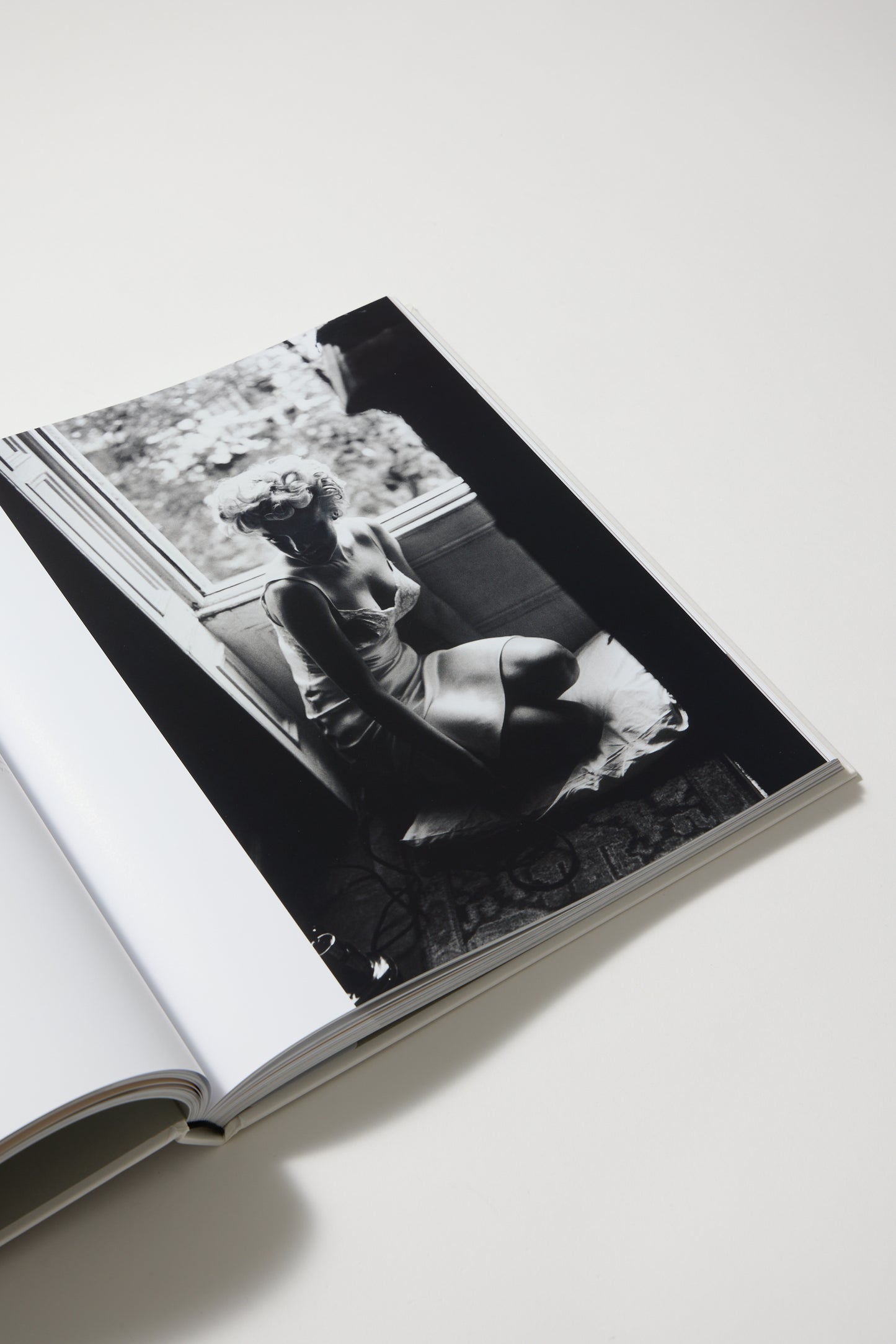 The unseen Letters and Photographs