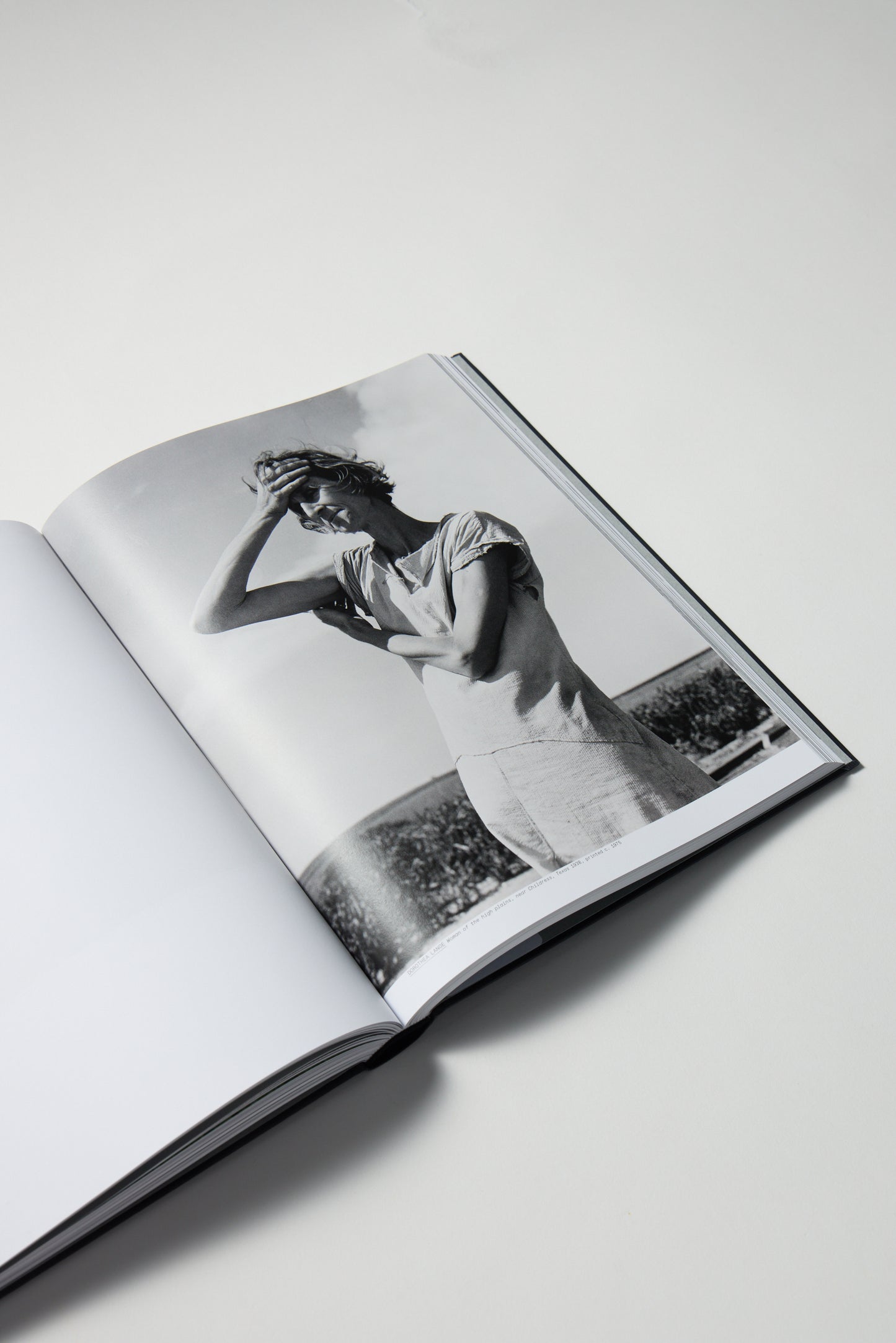 Women Photographers 1900-1975: A legacy of Light