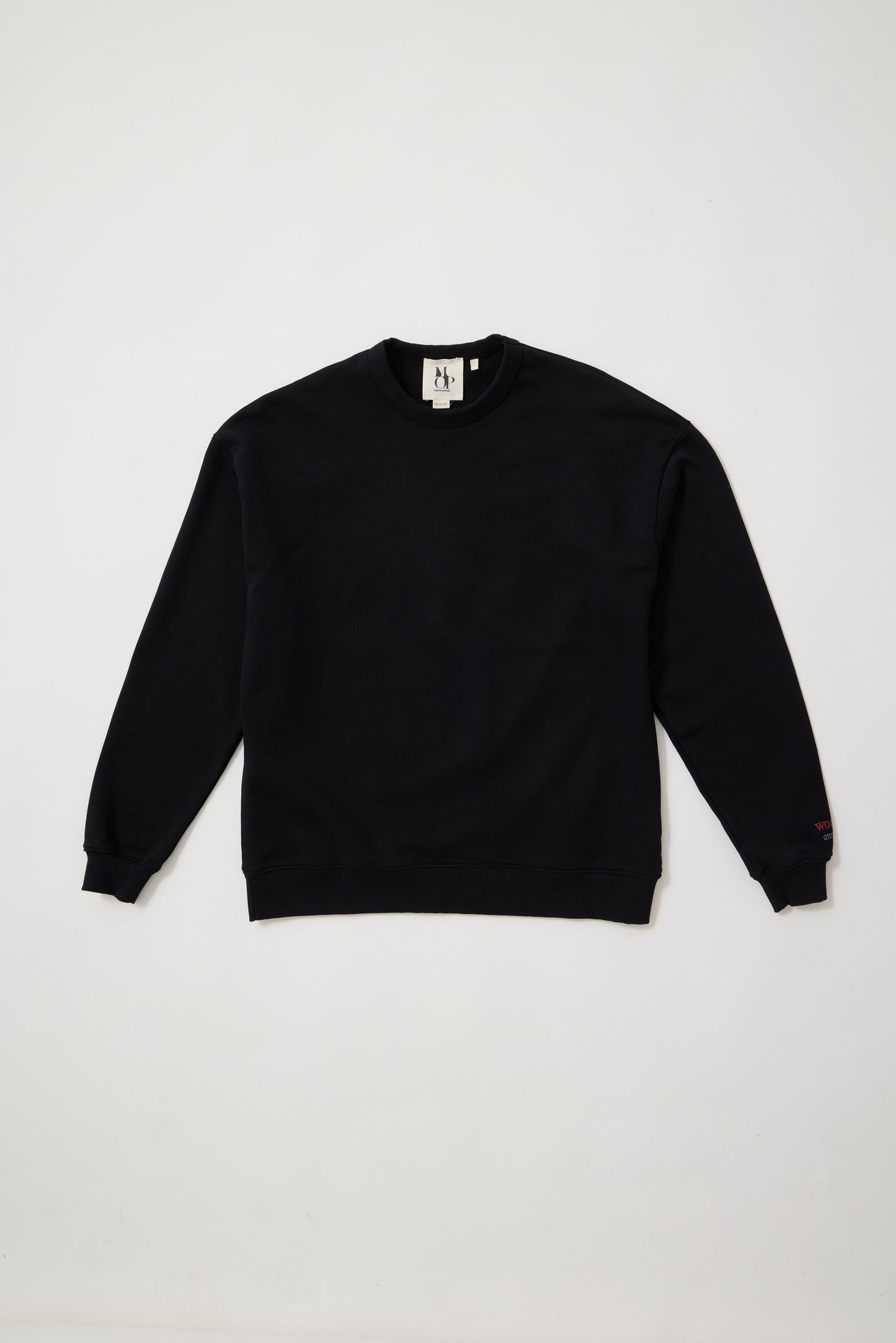 Ben Stiller adult sweatshirt and models Paris 2001 © Annie Leibovitz