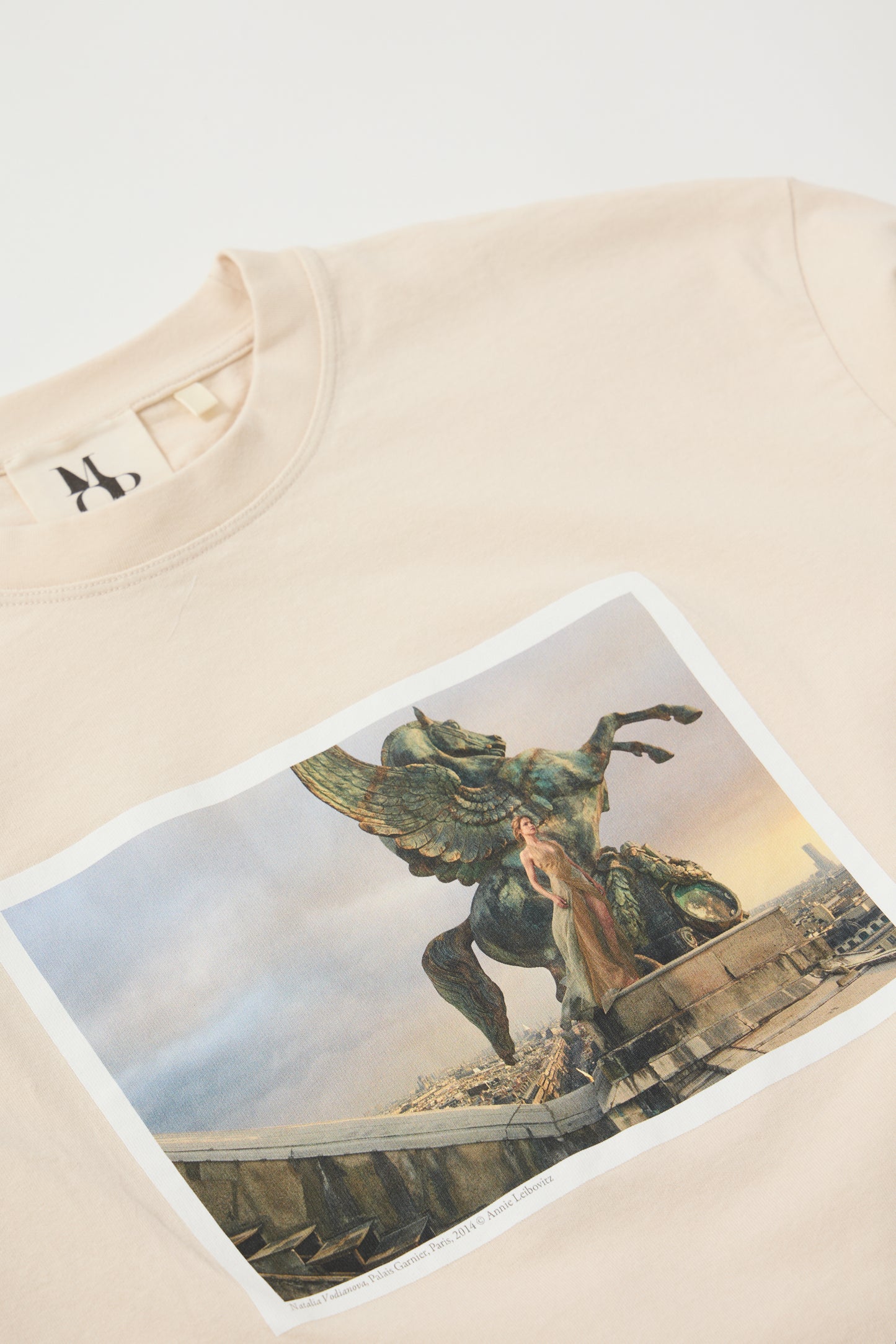 Camiseta NV Palais Garnier París 2014 © Annie Leibovitz