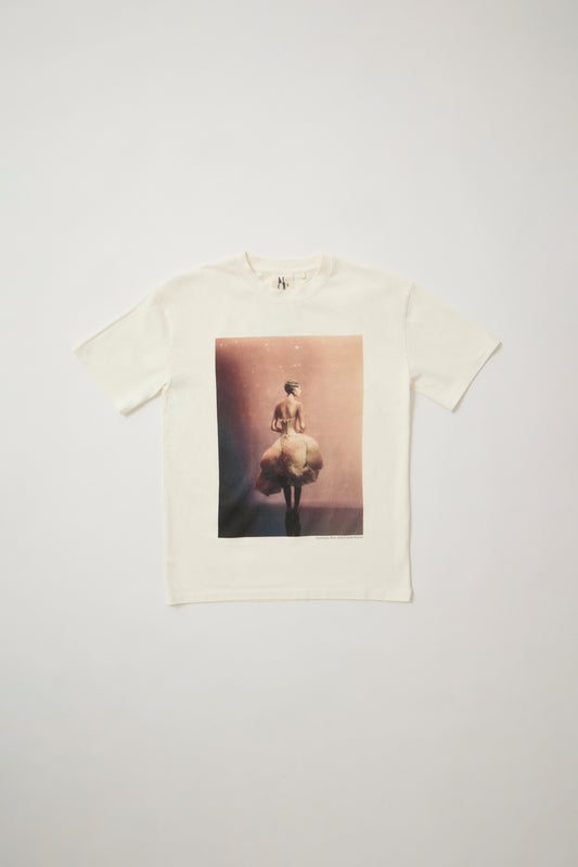 Camiseta Sara Grace, París 2018 © Paolo Roversi