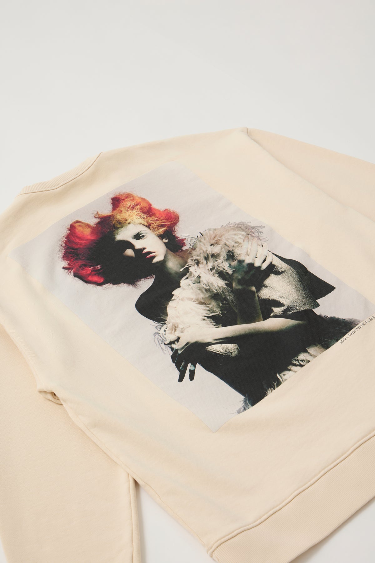 Sudadera Molly, París 2015 © Paolo Roversi