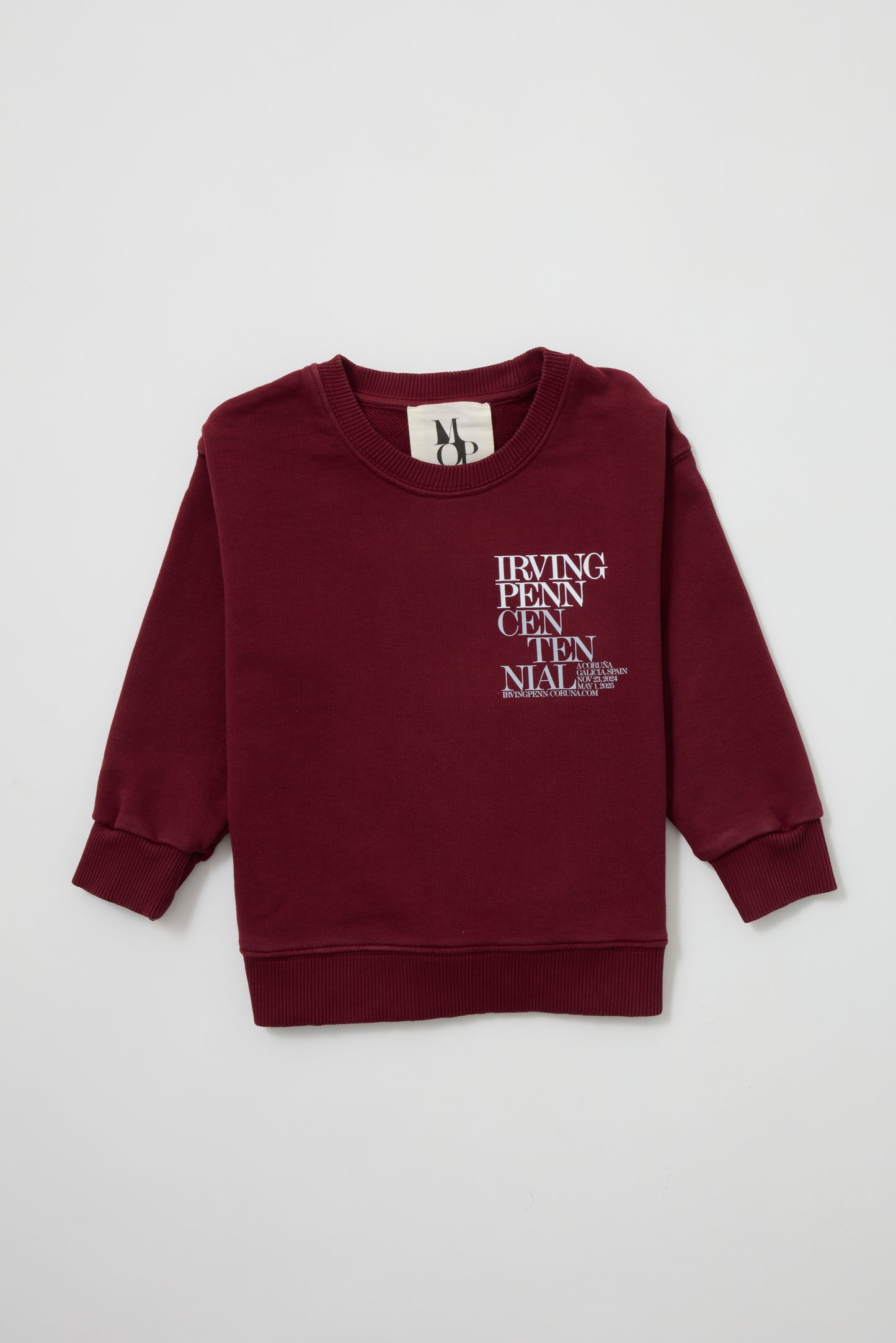 Sudadera infantil con texto "IRVING PENN".