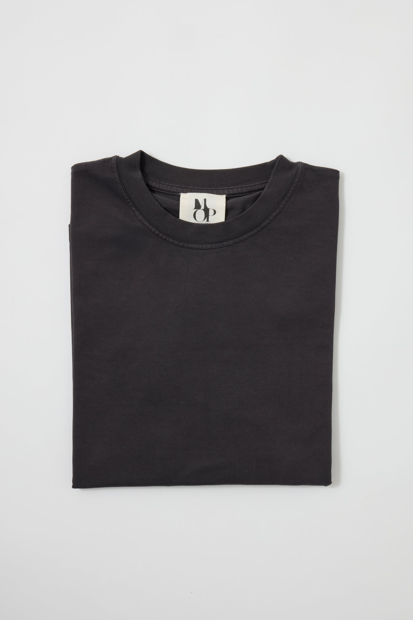 Camiseta con texto na manga "Irving Penn"