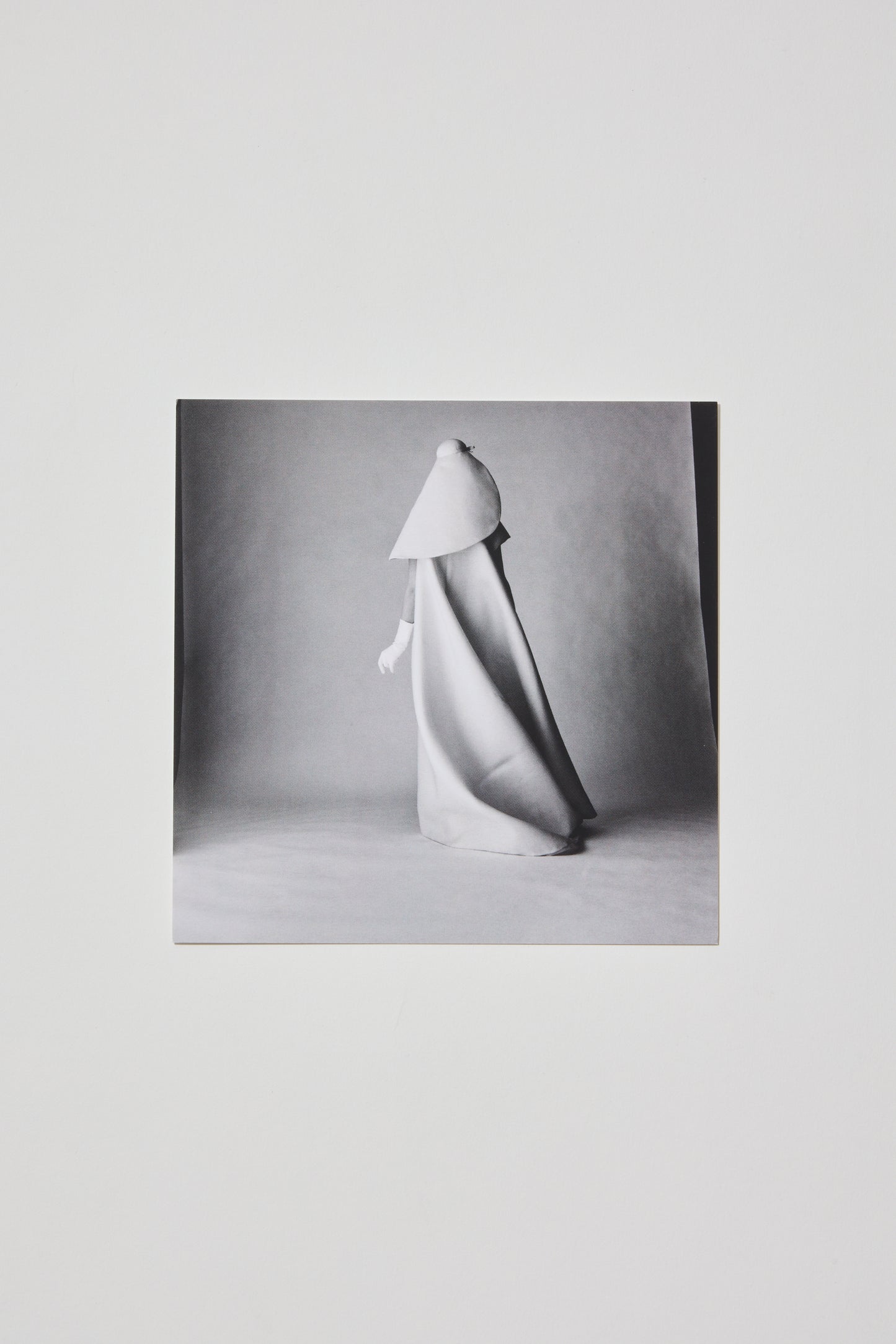 Balenciaga 1967 postcard © David Bailey