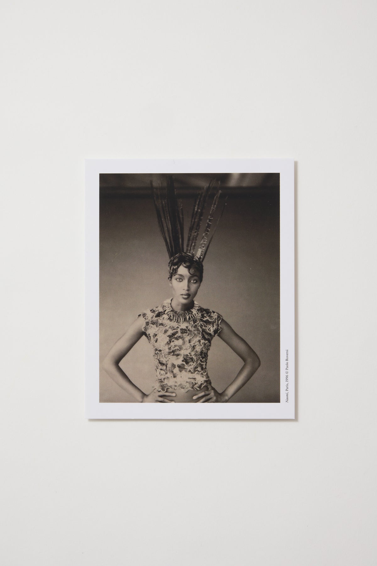 Postal Naomi, París 1996 © Paolo Roversi