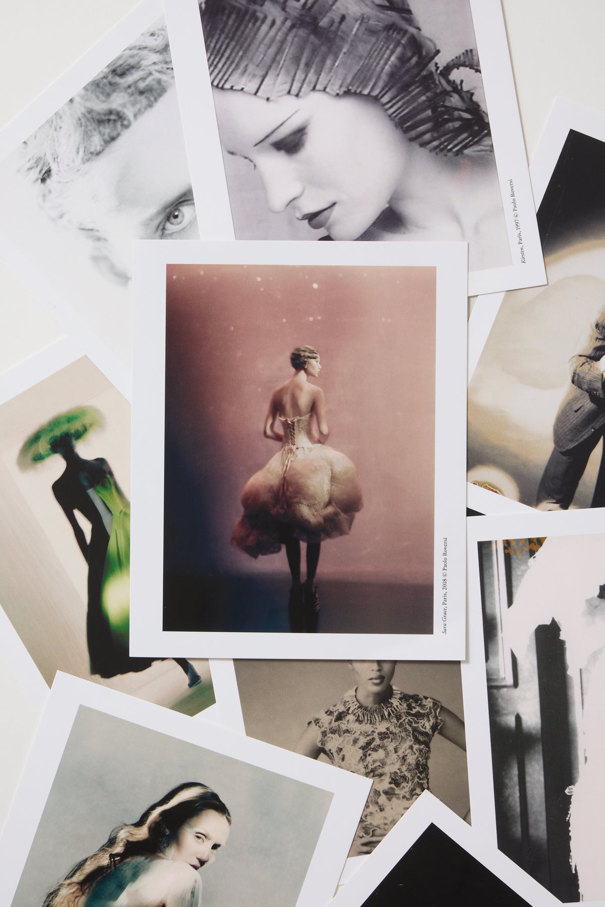 Postal Miley Cyrus, París 2025 © Paolo Roversi