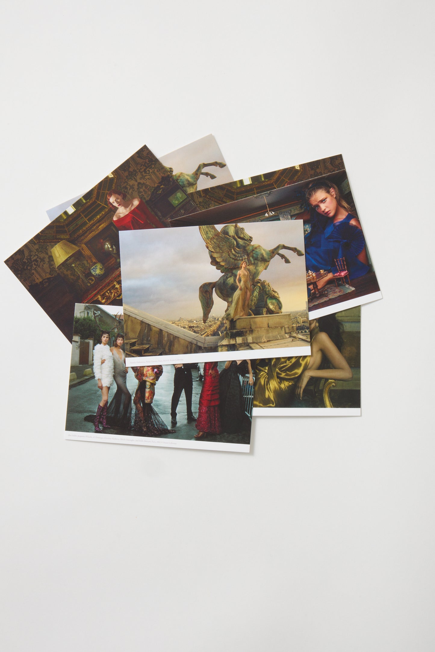 Postal grande Natalia Vodianova París 2003 © Annie Leibovitz