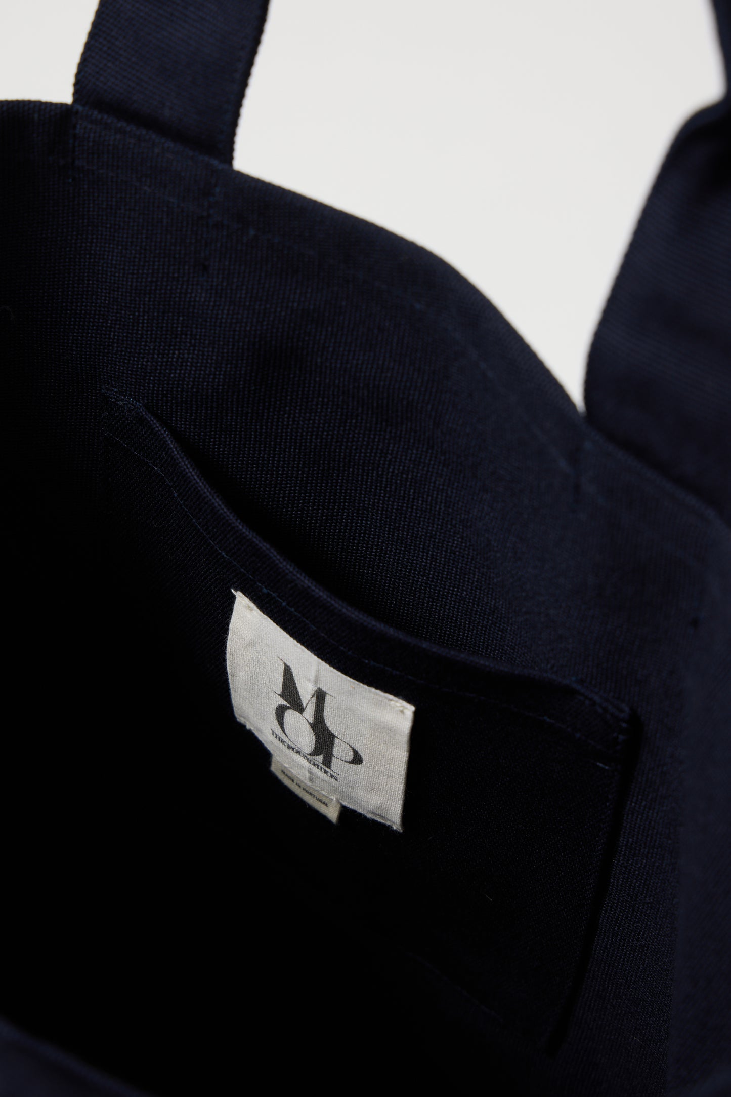 Tote Bag Annie in Wonderland