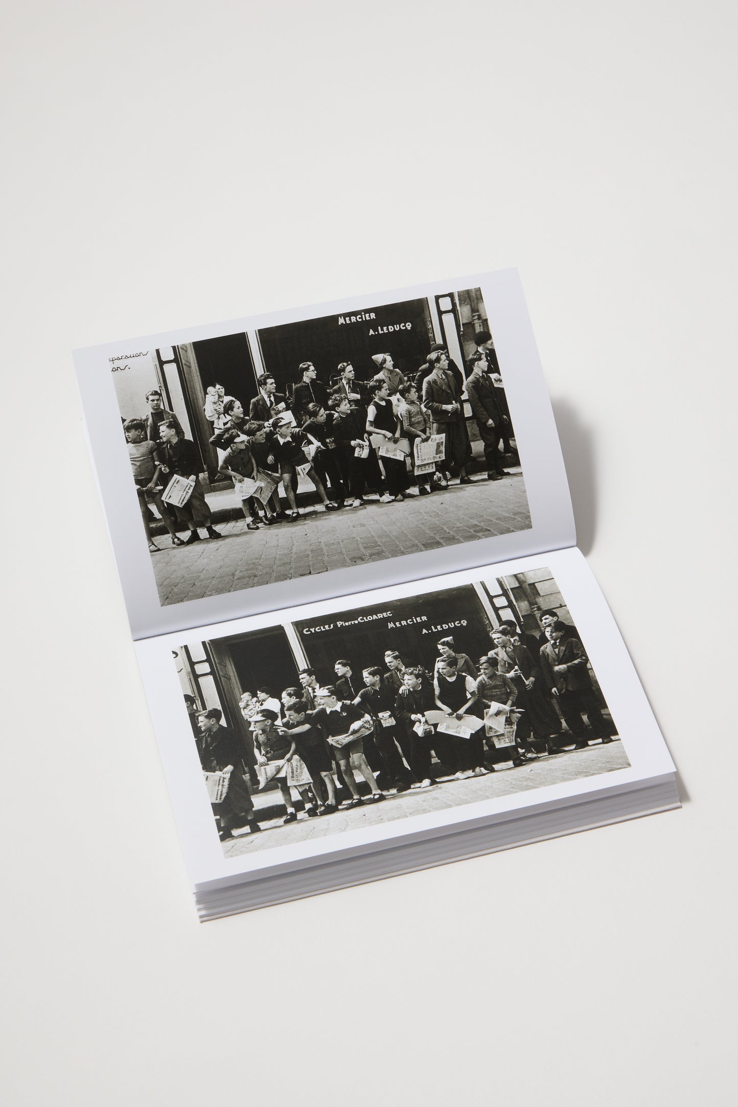 Robert Capa (Photofile)