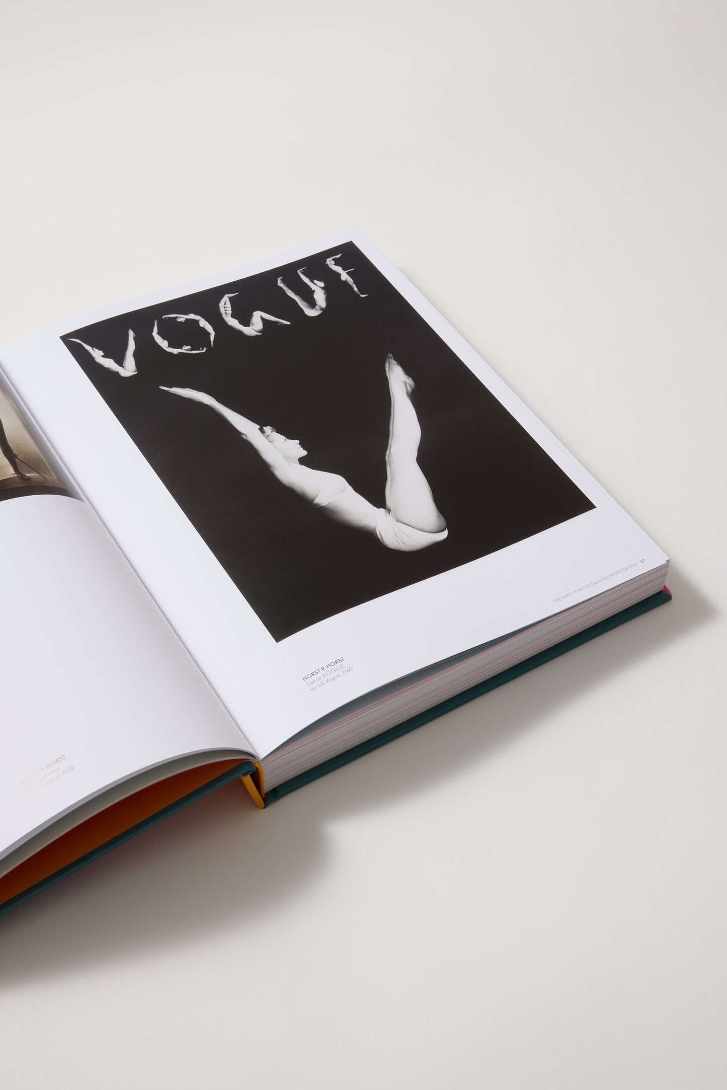 MIX & MATCH: Fashion photography meets contemporary art