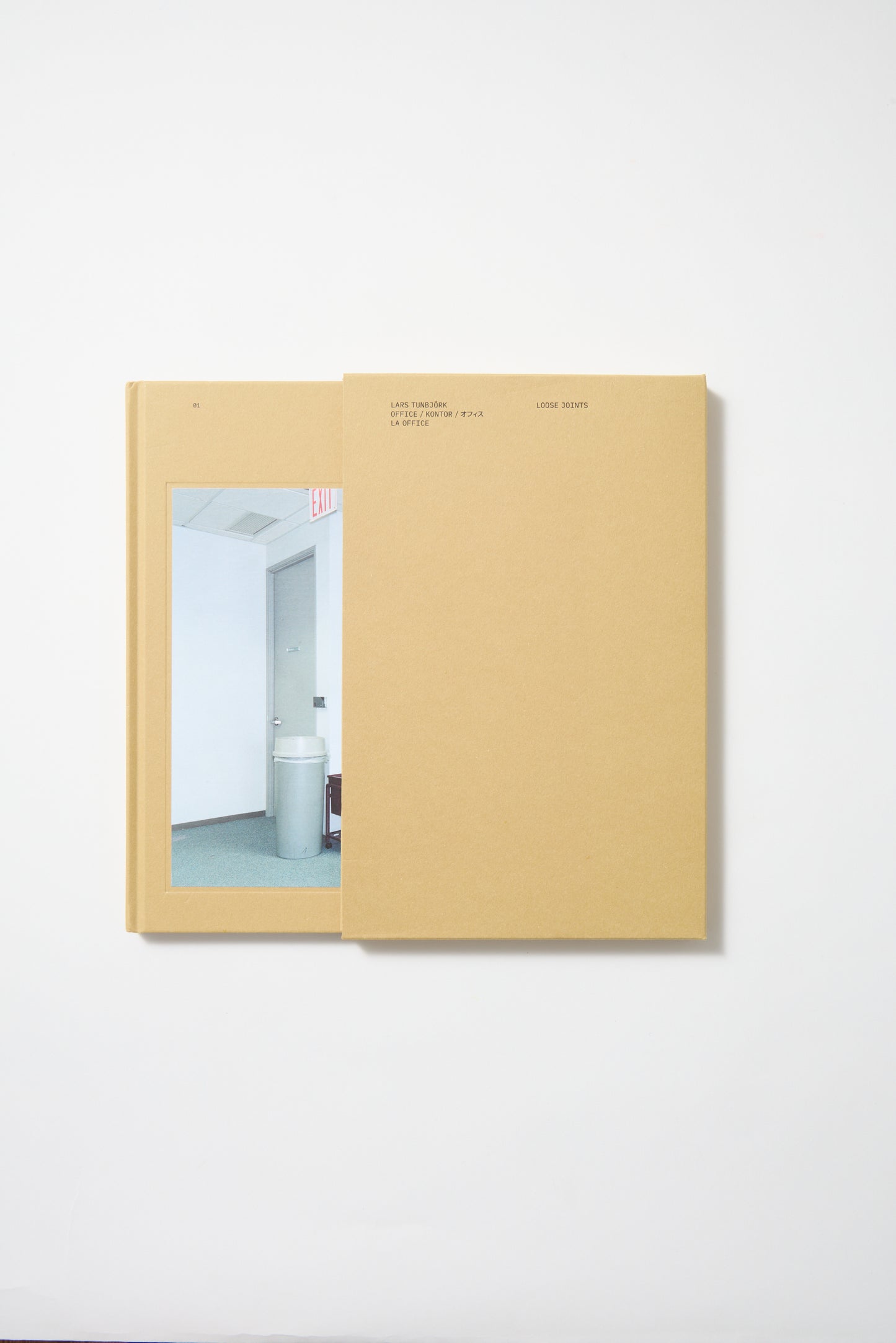 Office / LA Office de Lars Tunbjörk.