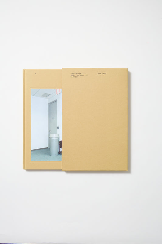 Office / LA Office de Lars Tunbjörk.