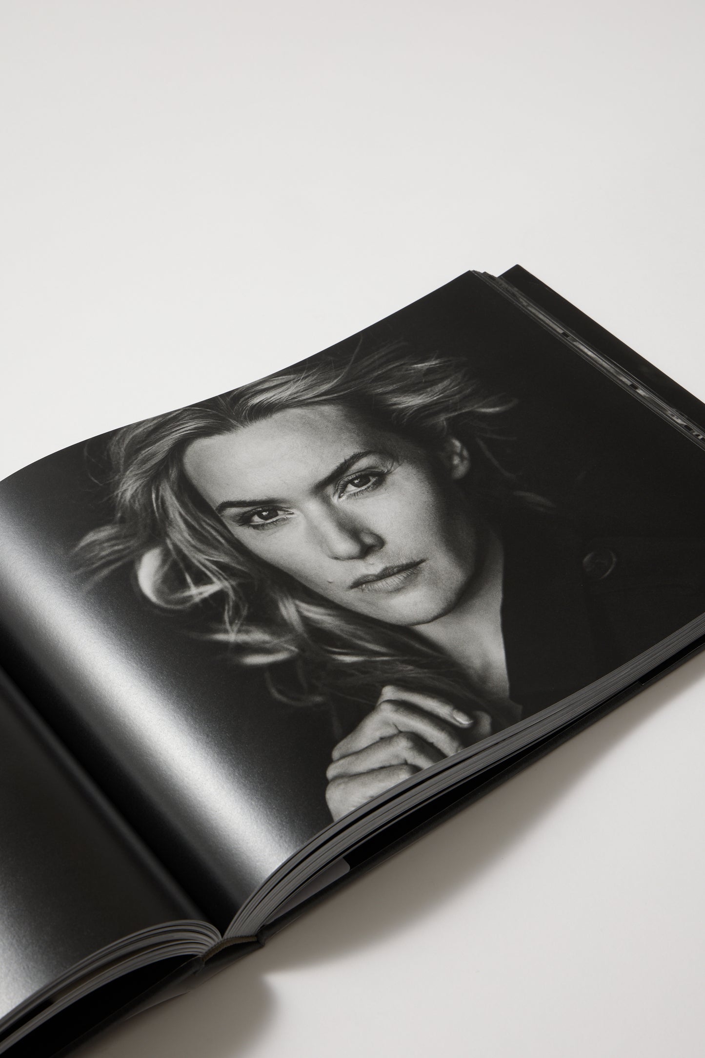 Peter Lindbergh. Shadows on the Wall