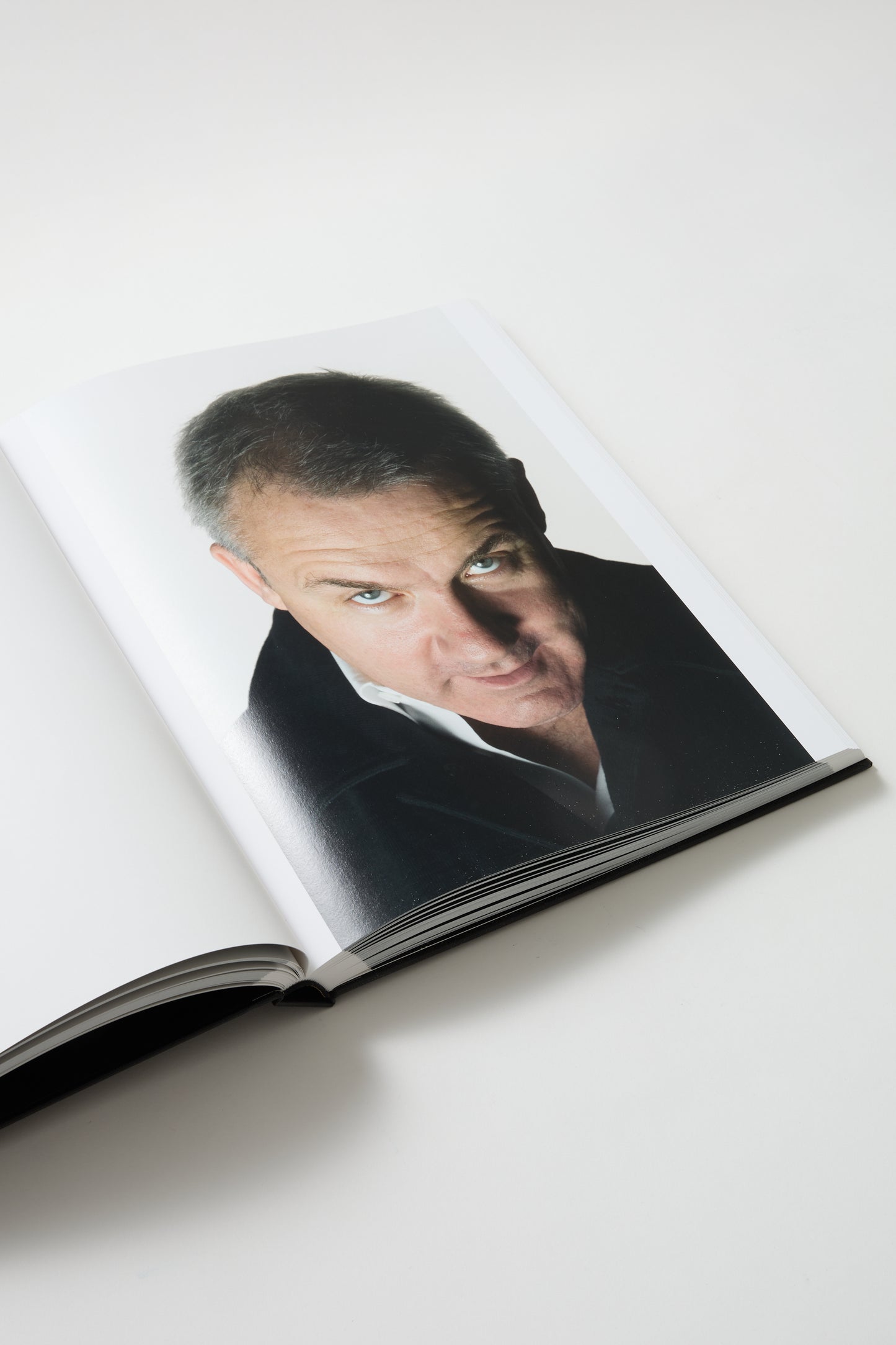 8 minutes: Hirst & Bailey