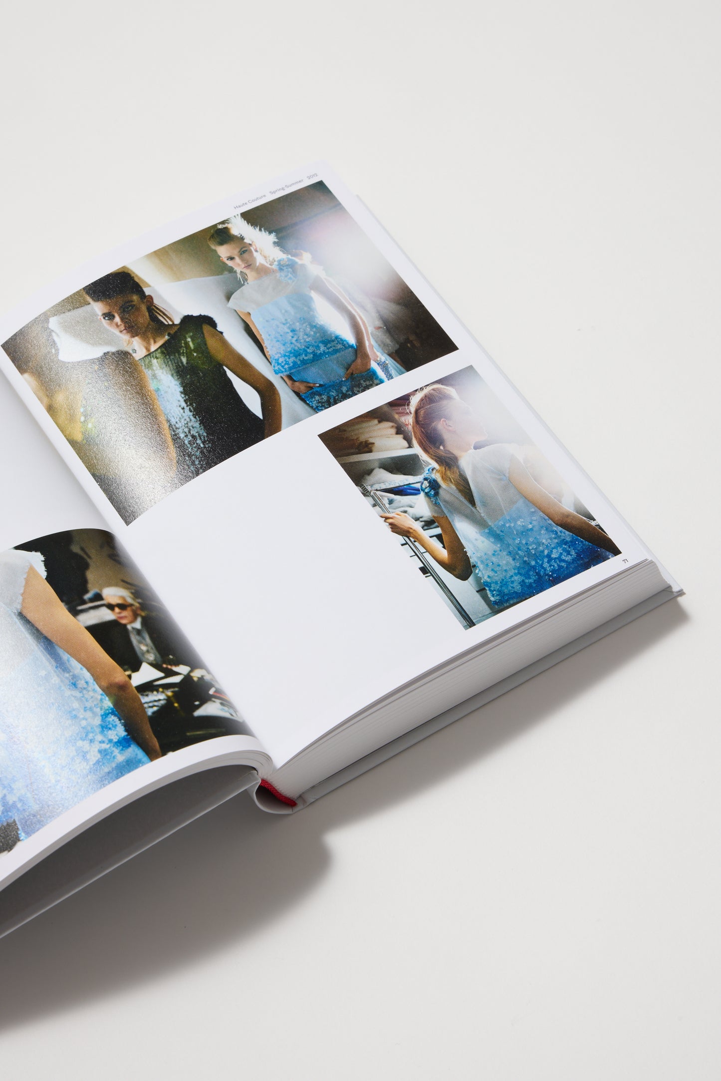 CHANEL - Fittings and Backstage