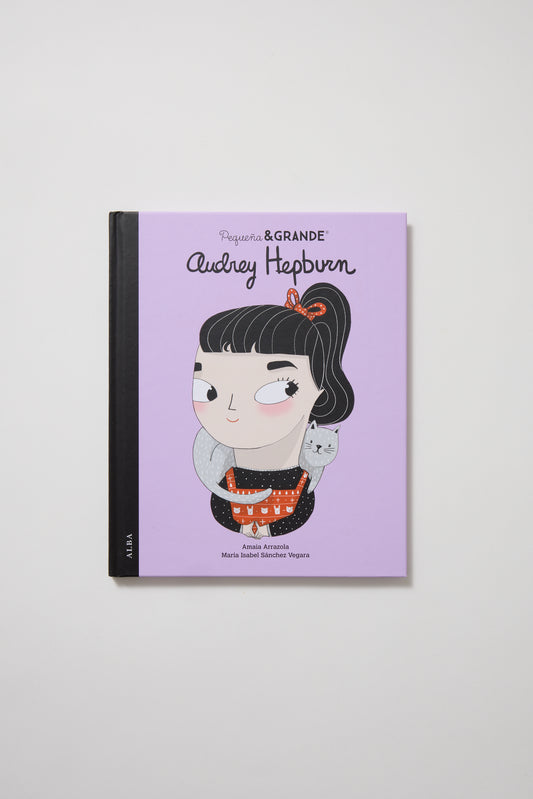 Pequeña y grande Audrey Hepburn