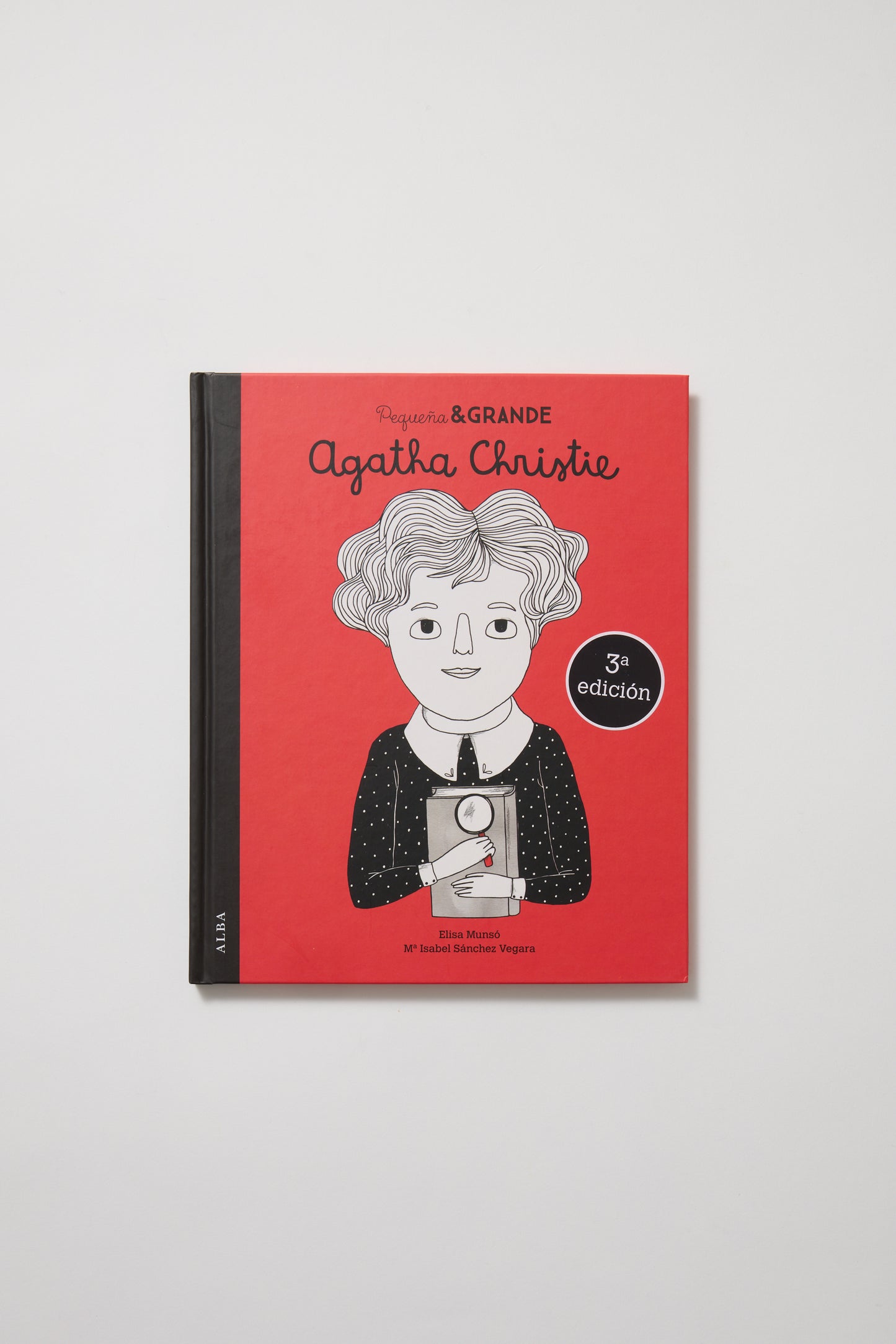 Pequeña y grande Agatha Christie